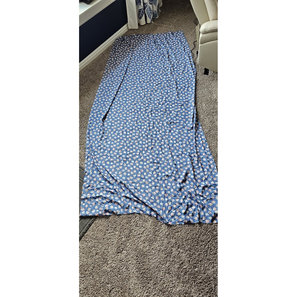 Vintage 1990s 2000s Dusty Blue Rayon 2+ Yards Lisianthus Rose Flower Fabric #31 - Picture 6 of 7